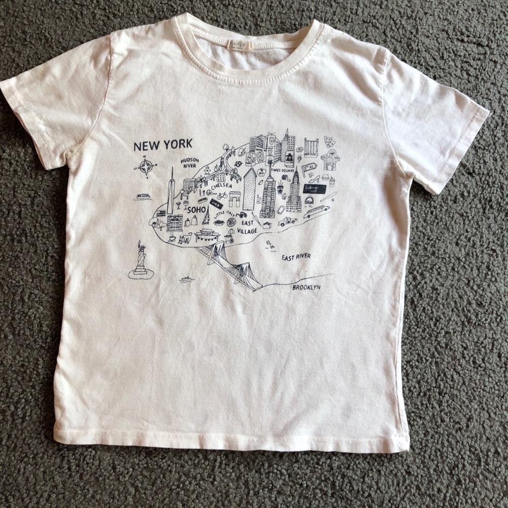 brandy melville new york graphic top